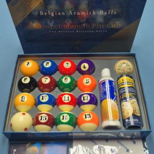 Juego de Bolas Aramith Pro-Cup + bola entrenamiento + liquido limpieza.